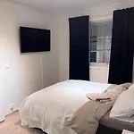 15mins From Oslo Airport With Free Parking 게스트하우스 Nannestad