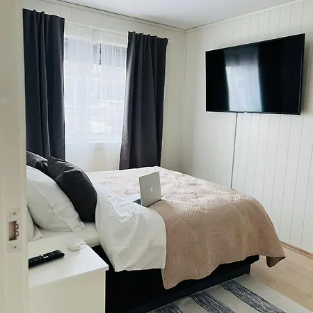15mins From Oslo Airport With Free Parking Guest house *